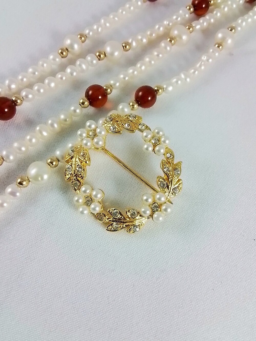 Vintage Faux Pearl Necklace & Rhinestone Wreath Brooch Set | Gold Tone Statement
